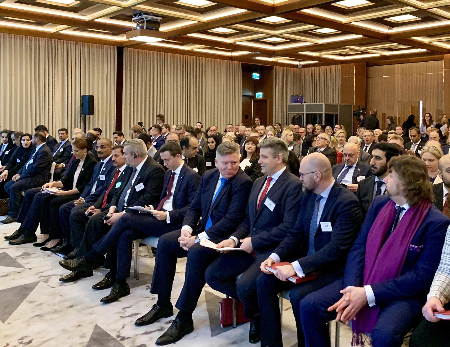MK Business Link - Forum polsko-emirackie